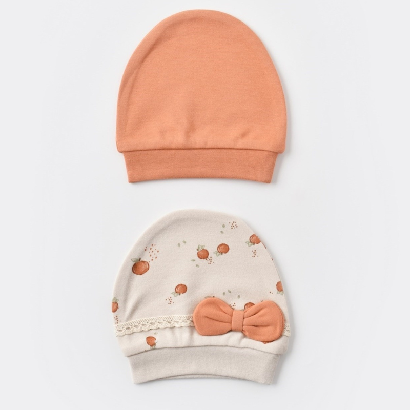 Lot de 2 bonnets bébé bio-organiques aux fruits d&#039;été 72201 Crème